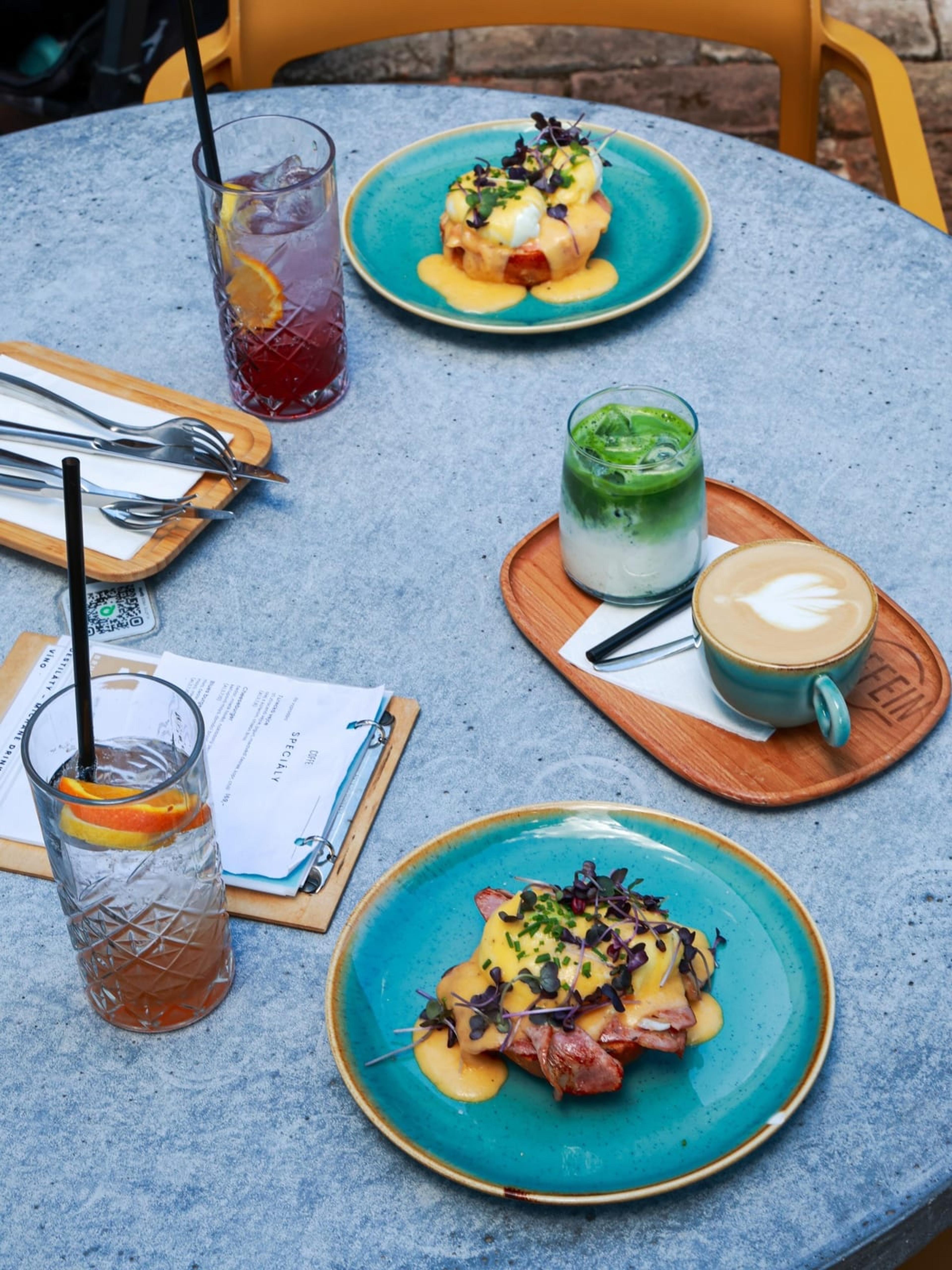 Coffein_bistro - photo 1