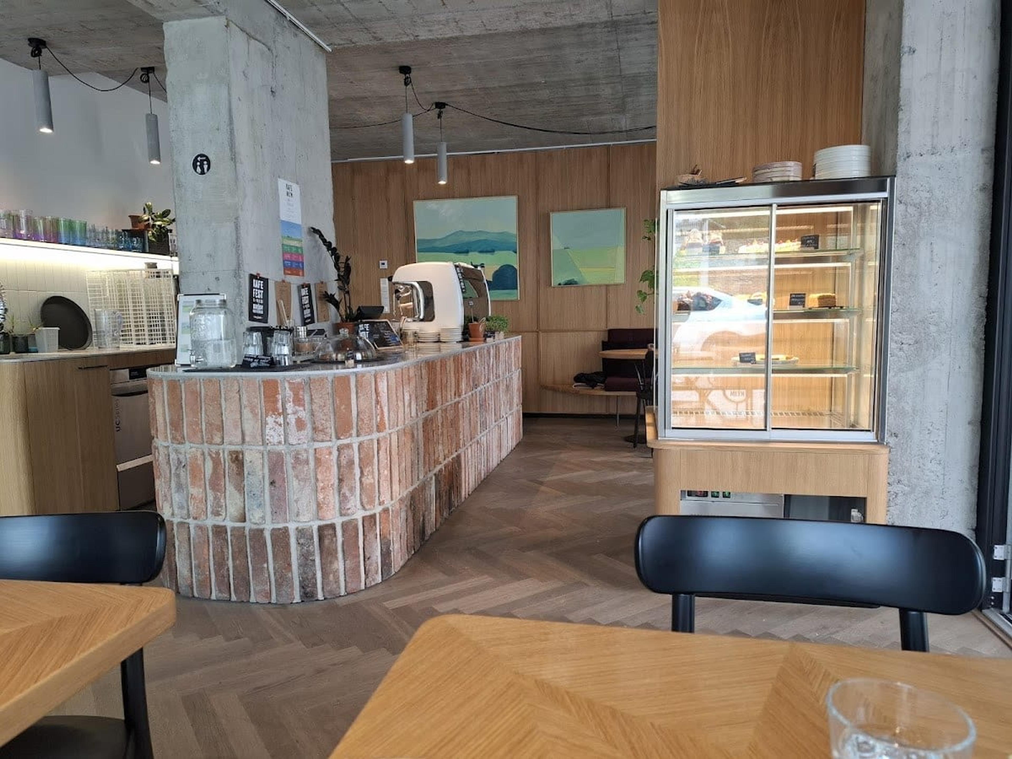 KAFEMLÝN - photo 1