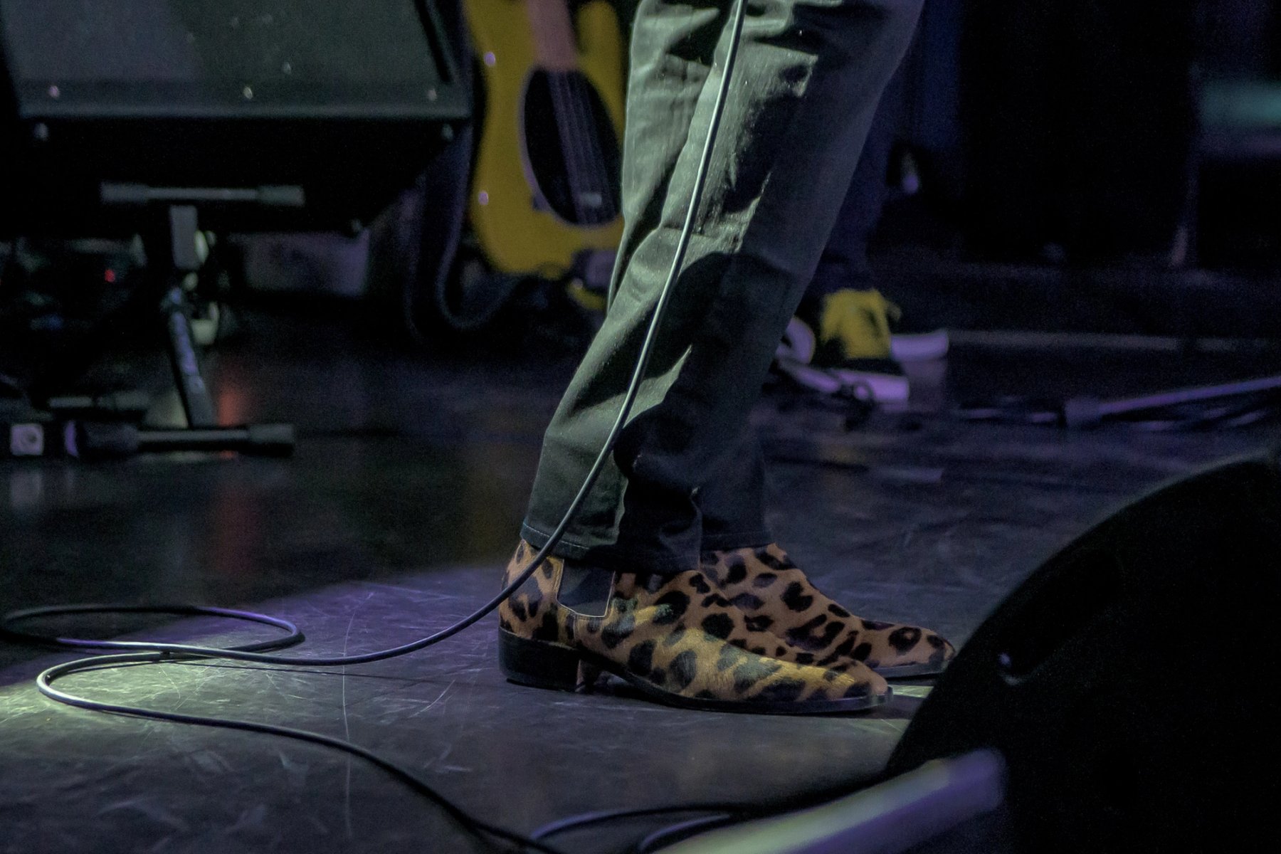 Sananda Maitreya in his animal print shoes at La 2 de Apolo in Barcelona, October 2026
