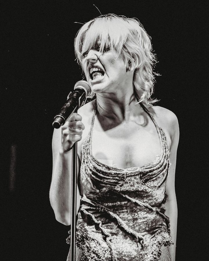 Amyl and the Sniffers