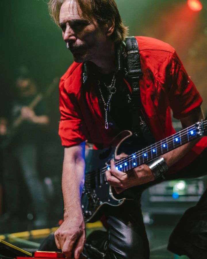 Steve Vai