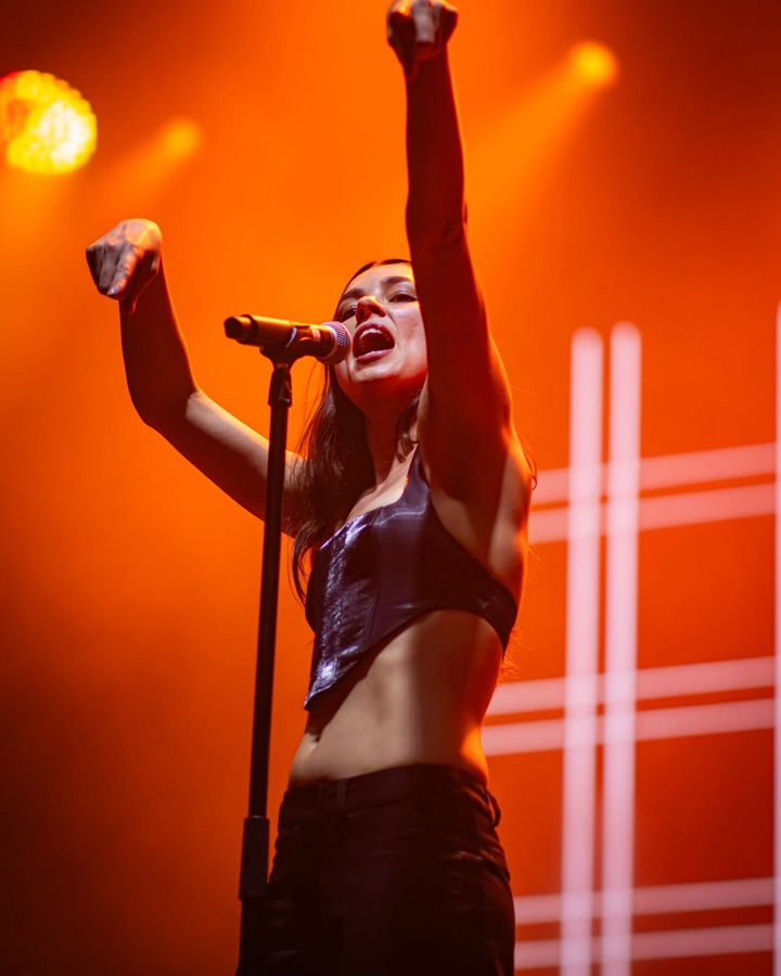 Confidence Man