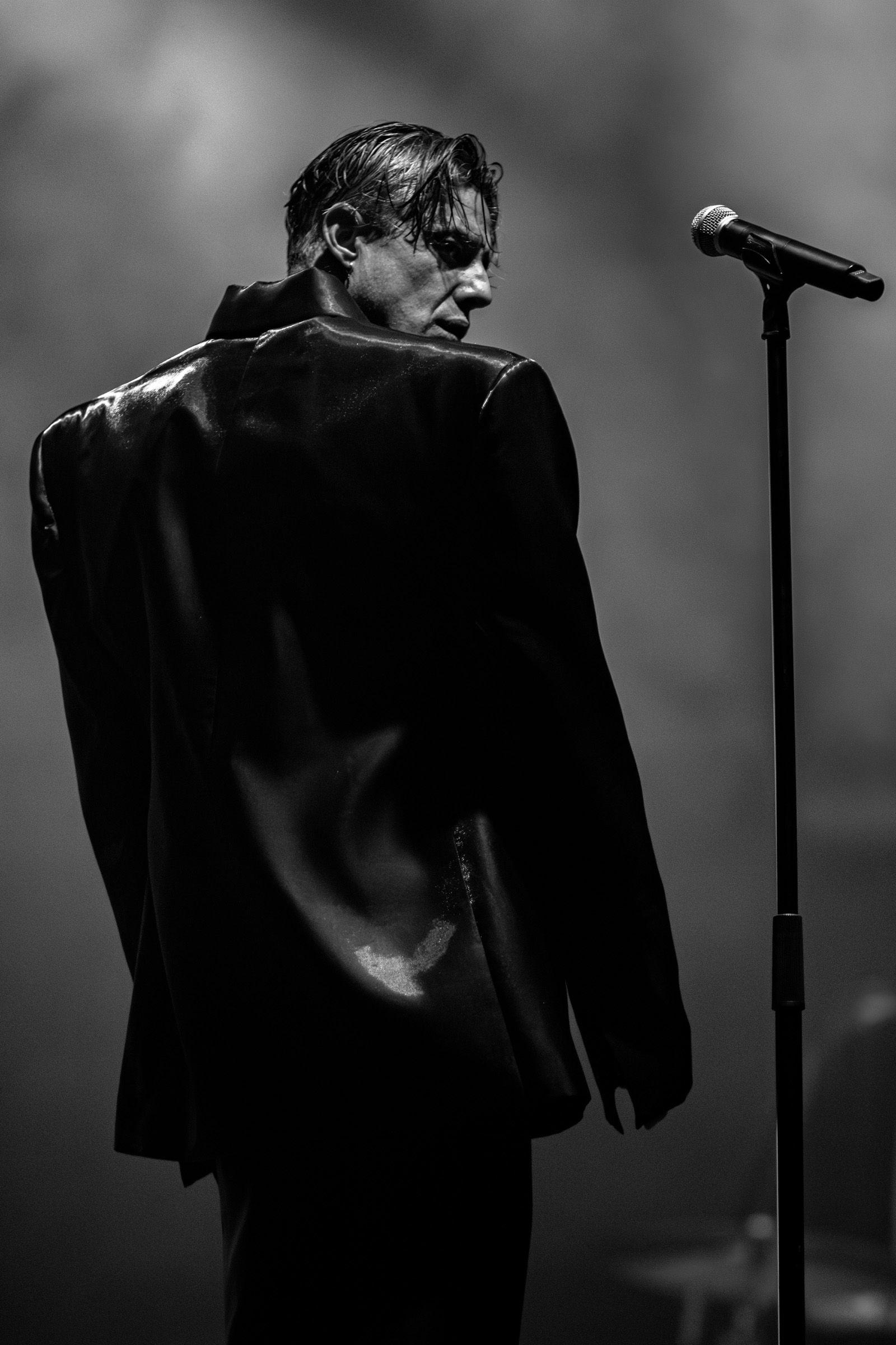 Confidence Man