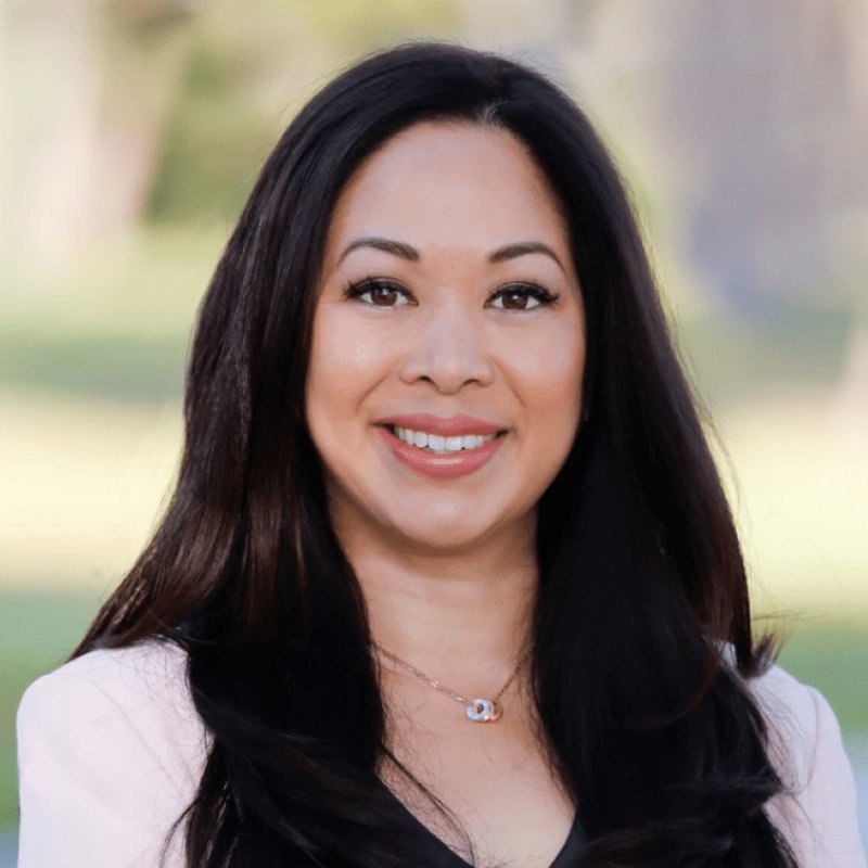Photo of KW Agent Elizabeth Do