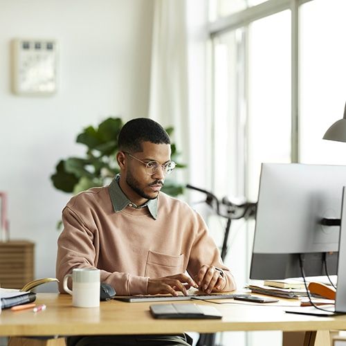 Connect nationwide via Circle, KW Commercial's all-inclusive platform.