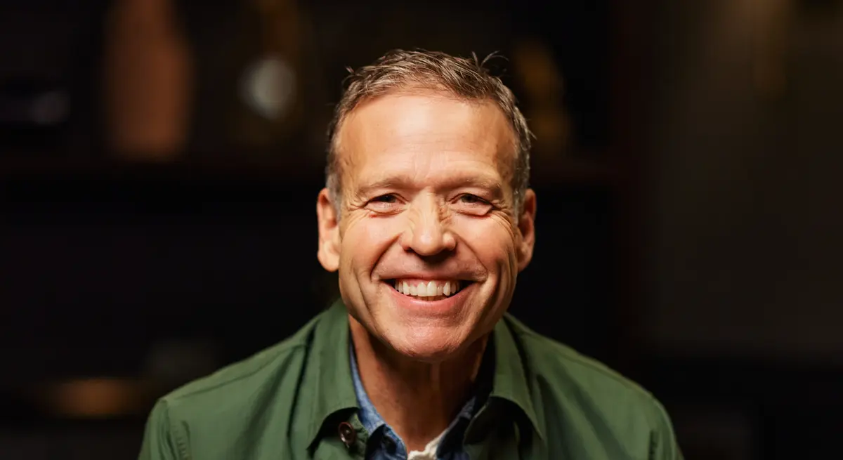 Default image description