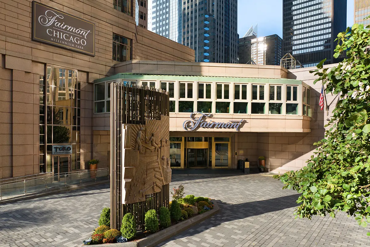 Fairmont Chicago Front Drive