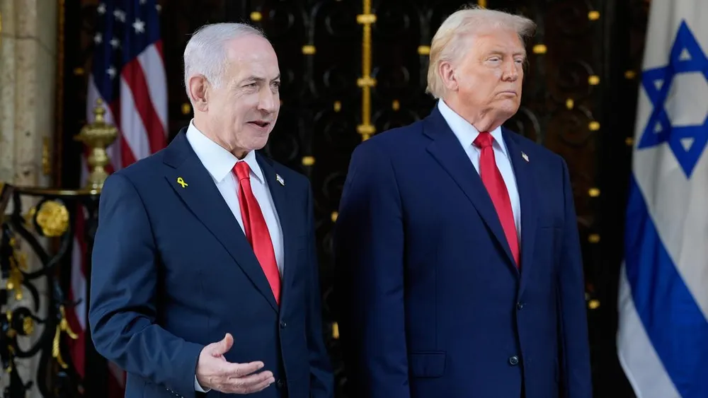 Iran Vows to Hold Hormuz as Missiles Fly and Trump-Netanyahu Talks Rattle Oil Markets