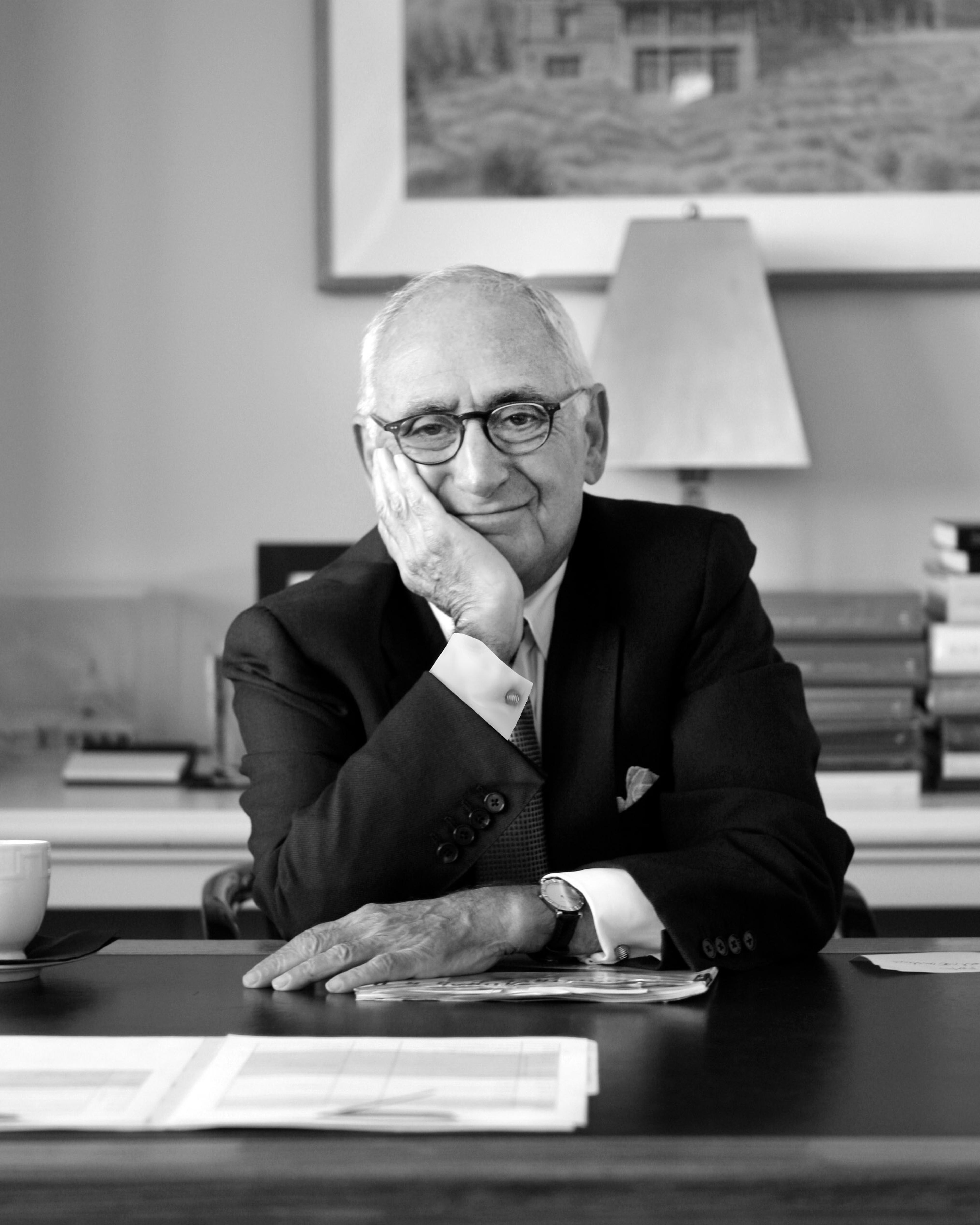 Portrait of Robert A.M. Stern.