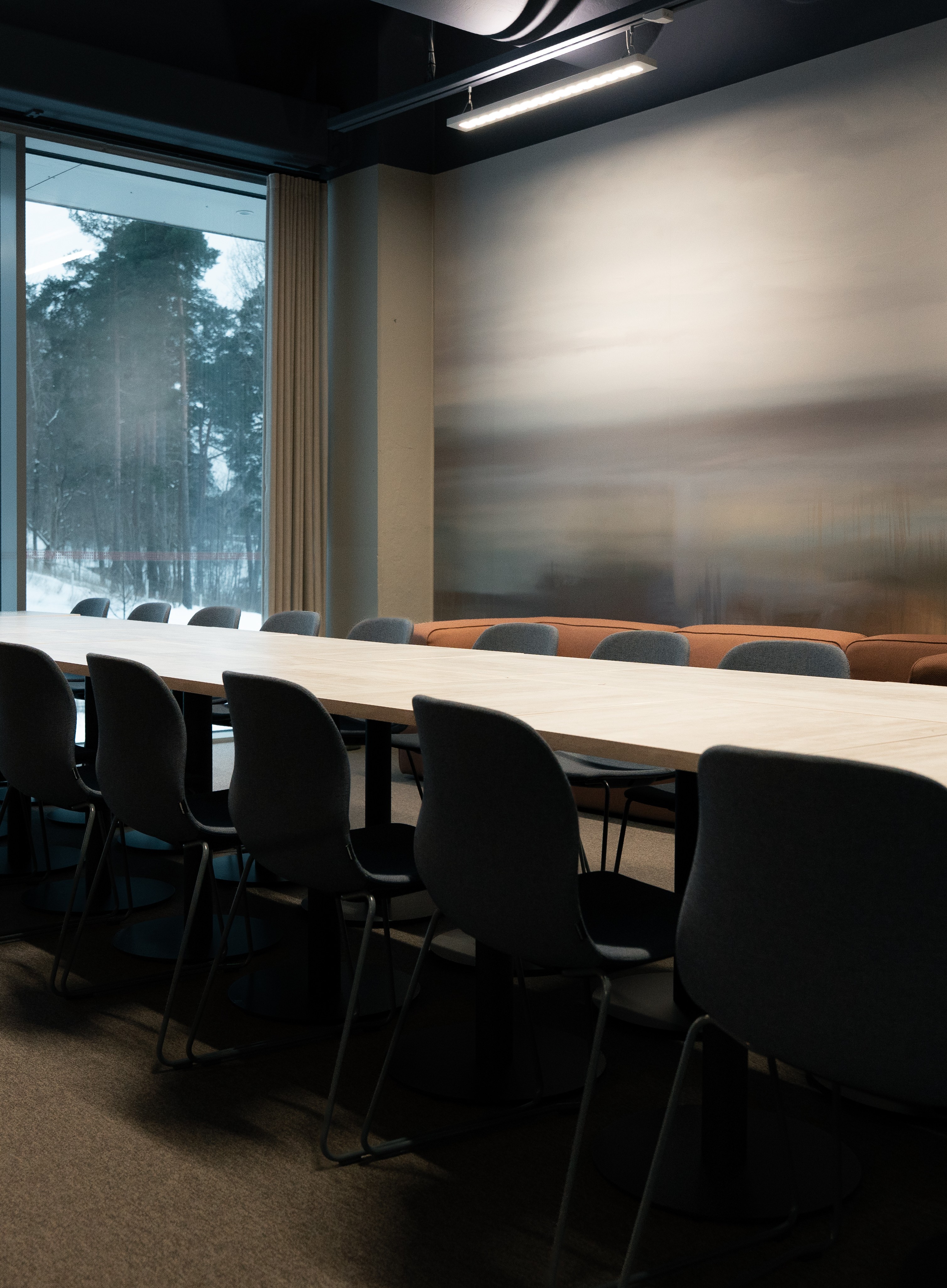 Aamupalatilaisuus isännöitsijöille 25.3.