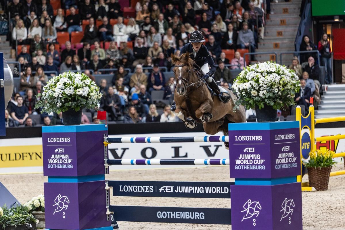 hest / Norges Rytterforbund / Oda Charlotte Lyngvær