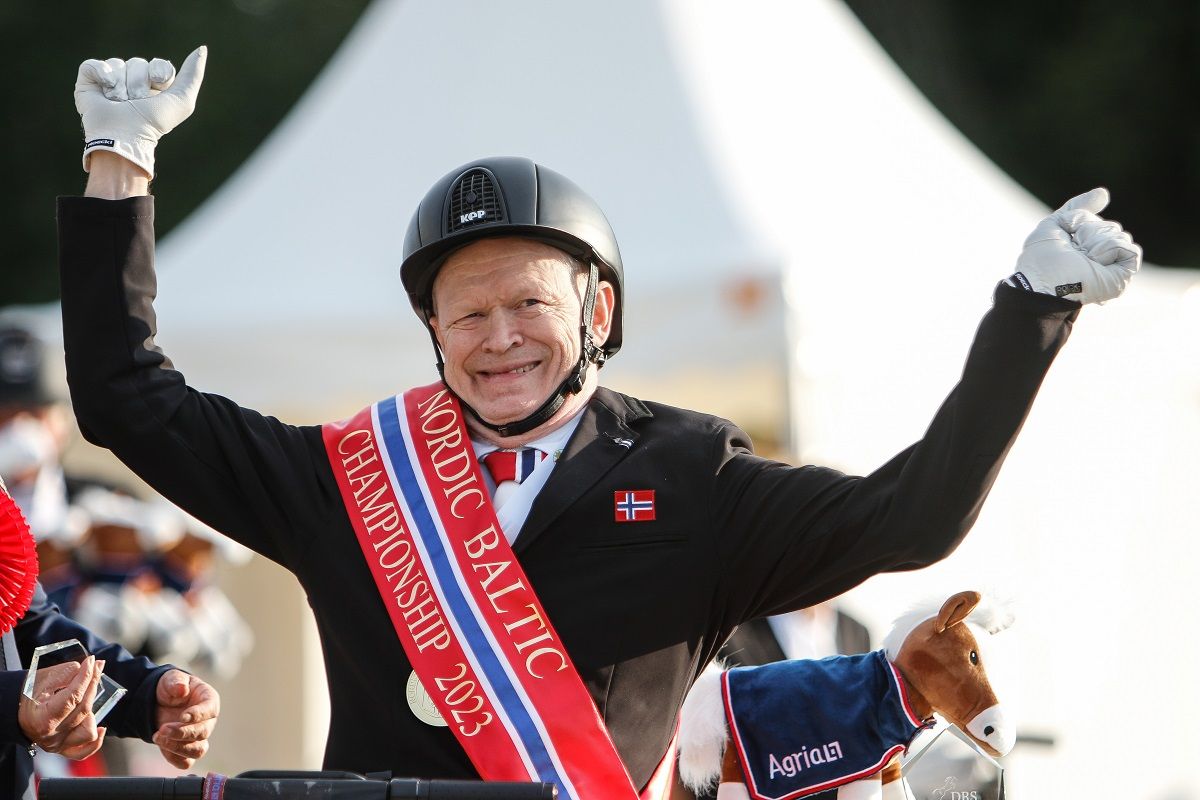 Jens Lasse Dokkan / Hest/ paradressur / Norges Rytterforbund