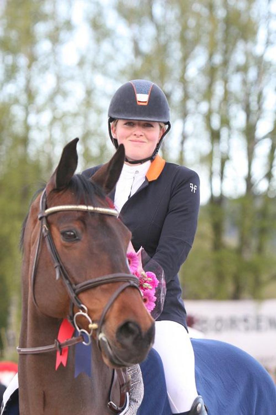 Amalie Steen Hegre og Remedy/ NM senior sprang/ NRYF