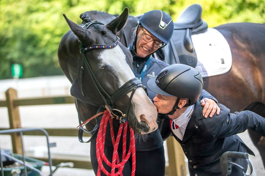 Jens Lasse Dokkan / hest / paradressur / Norges Rytterforbund