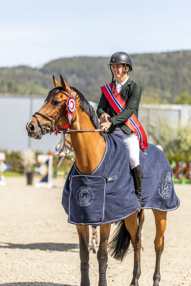 Ole Kristoffer Meland/ Ogan hest/ sprang/ NRYF