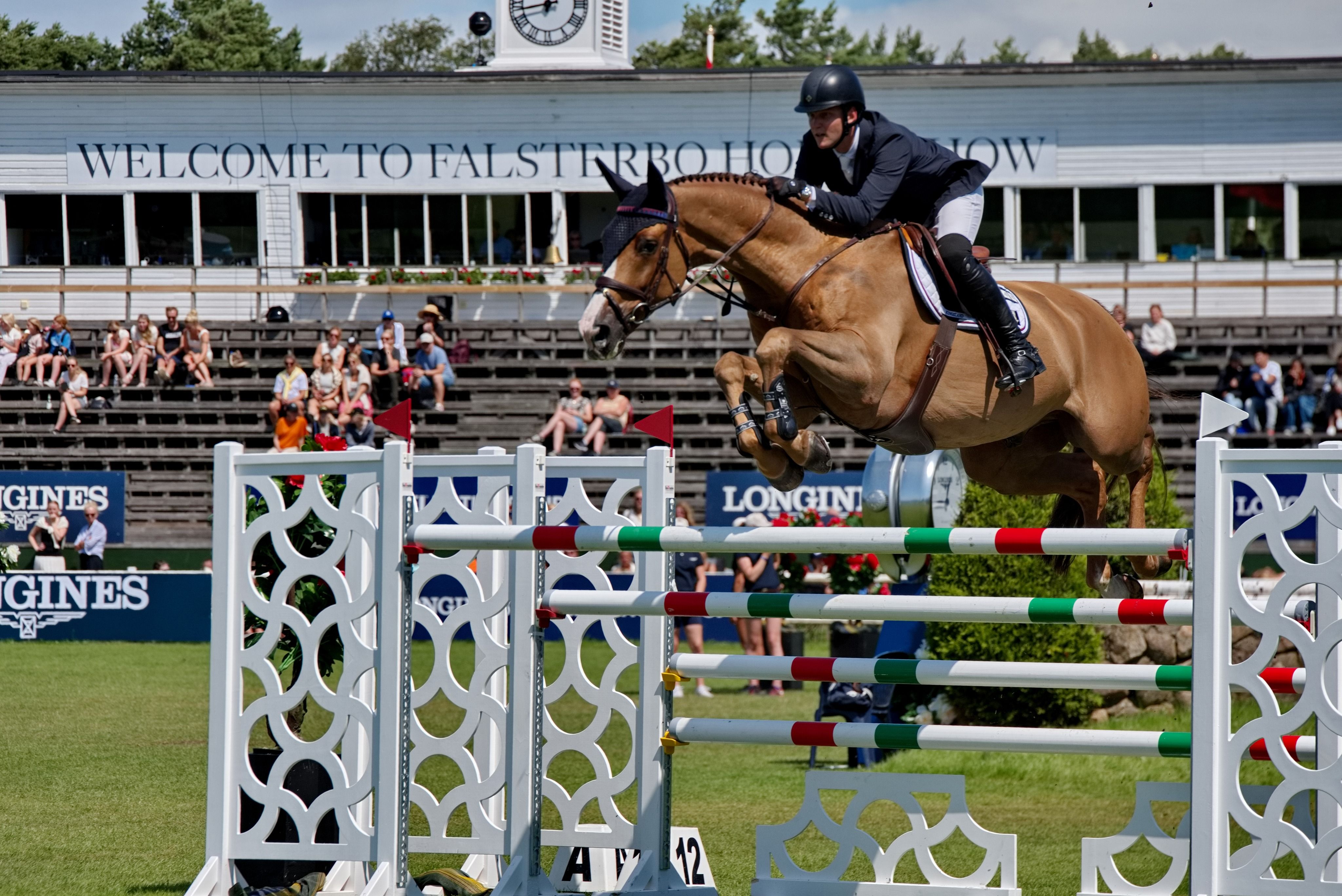 Johan Gulliksen/Harwich VDL/internasjonal sprang/NRYF