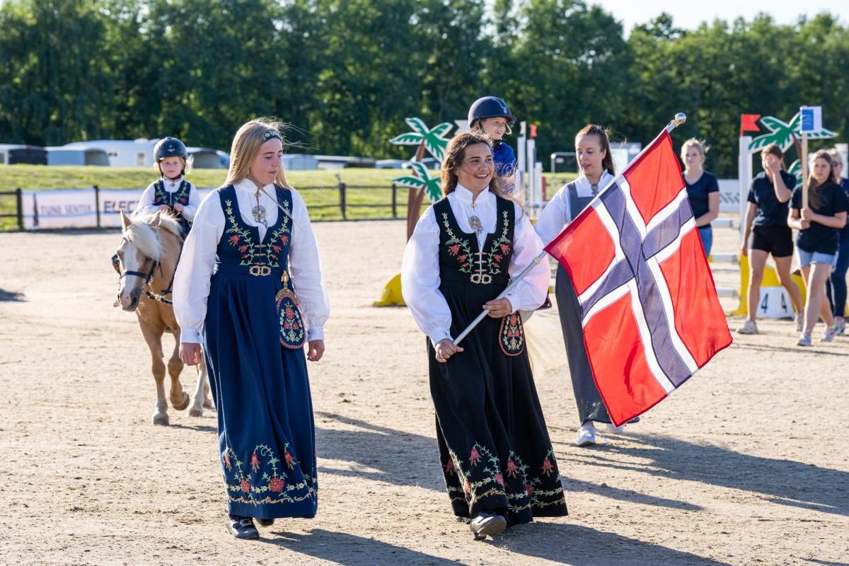 Stemningsfull åpning