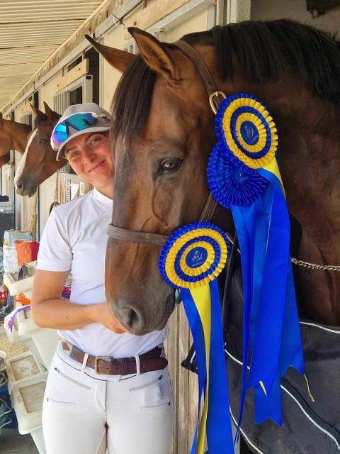 Martine Myhrer Dyngeland hadde et på alle måter vellykket Jump In July og håvet inn premier under sverigesvisitten. (Foto: Privat)