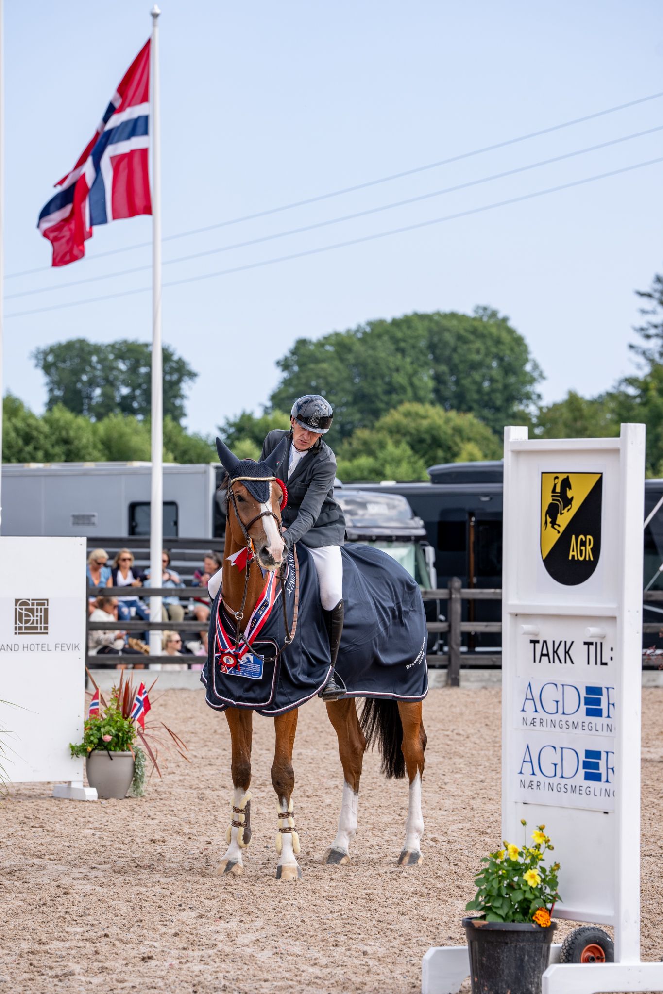 Mikkel Laursen og Emmett H (Emerald van't Ruytershof x Cancara, oppdretter Marie-Louise og Lars Wulff Henriksen) vant årets utgave av Breeders Open for sjuåringene.
