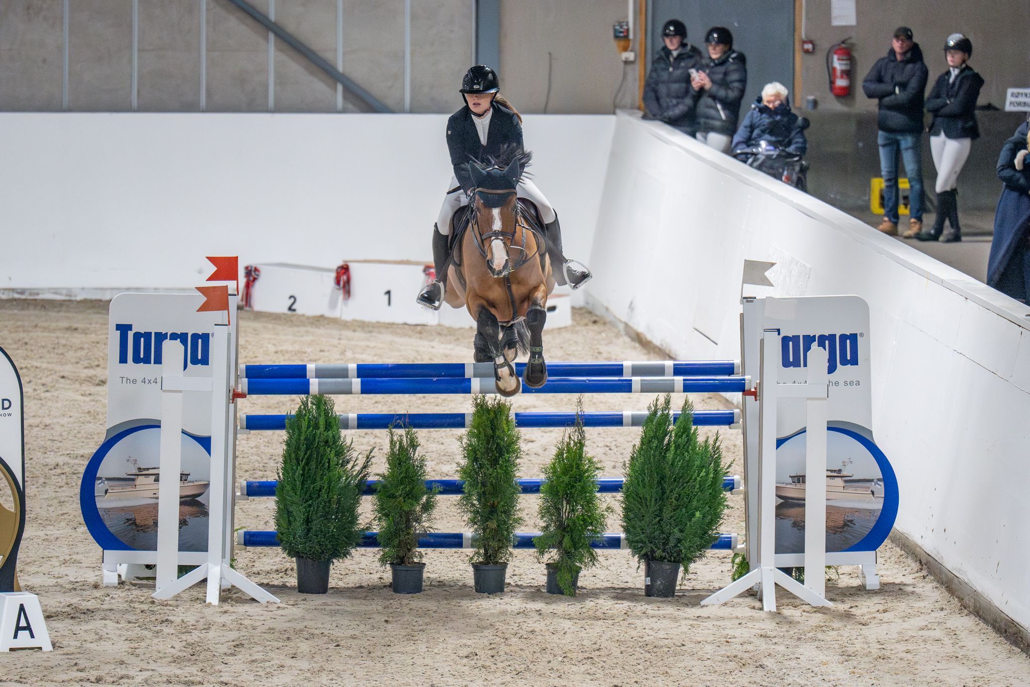 sprang / sprangridning / hest / Mathilde Glenne-Nygård / Norges Rytterforbund