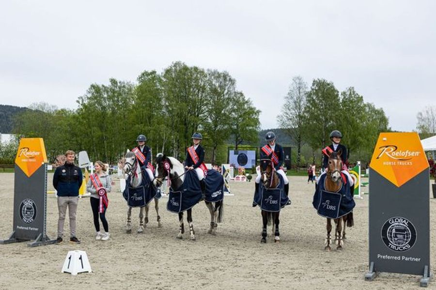 Vinnerlaget under NC ponni/ sprang/ NRYF