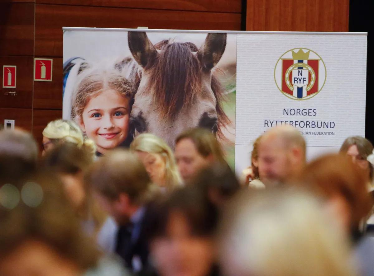 samling / rytterting / konferanse 