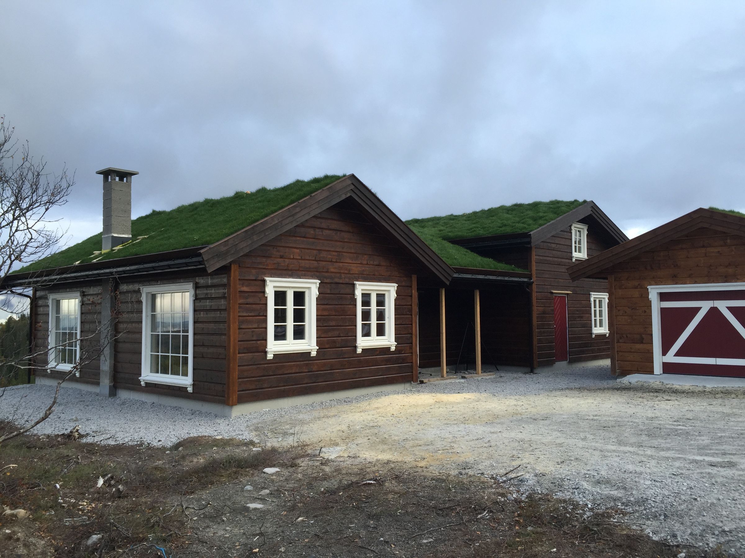 Veggli, Hytte Reisverk