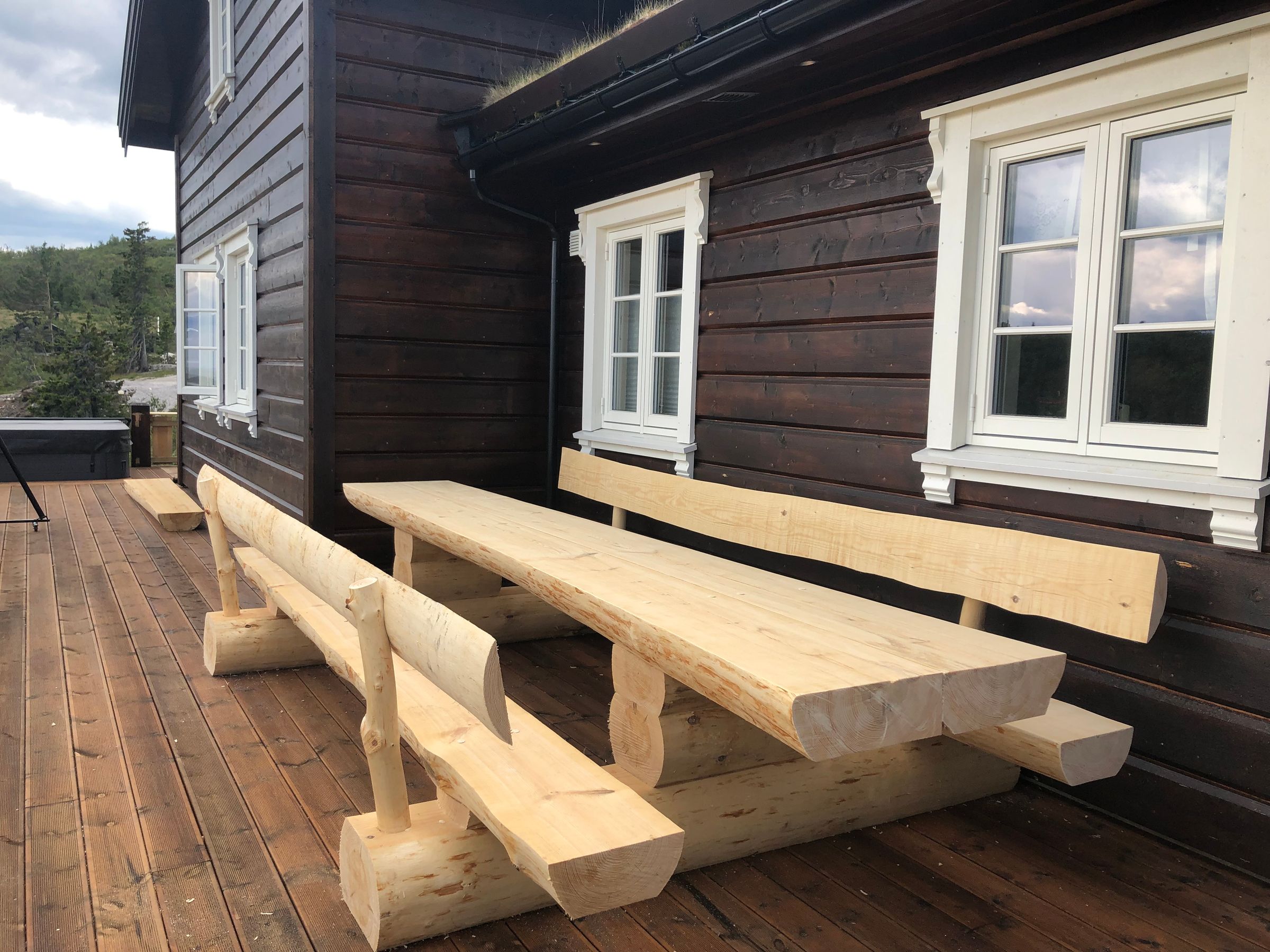 Veggli, Hytte sittebenk