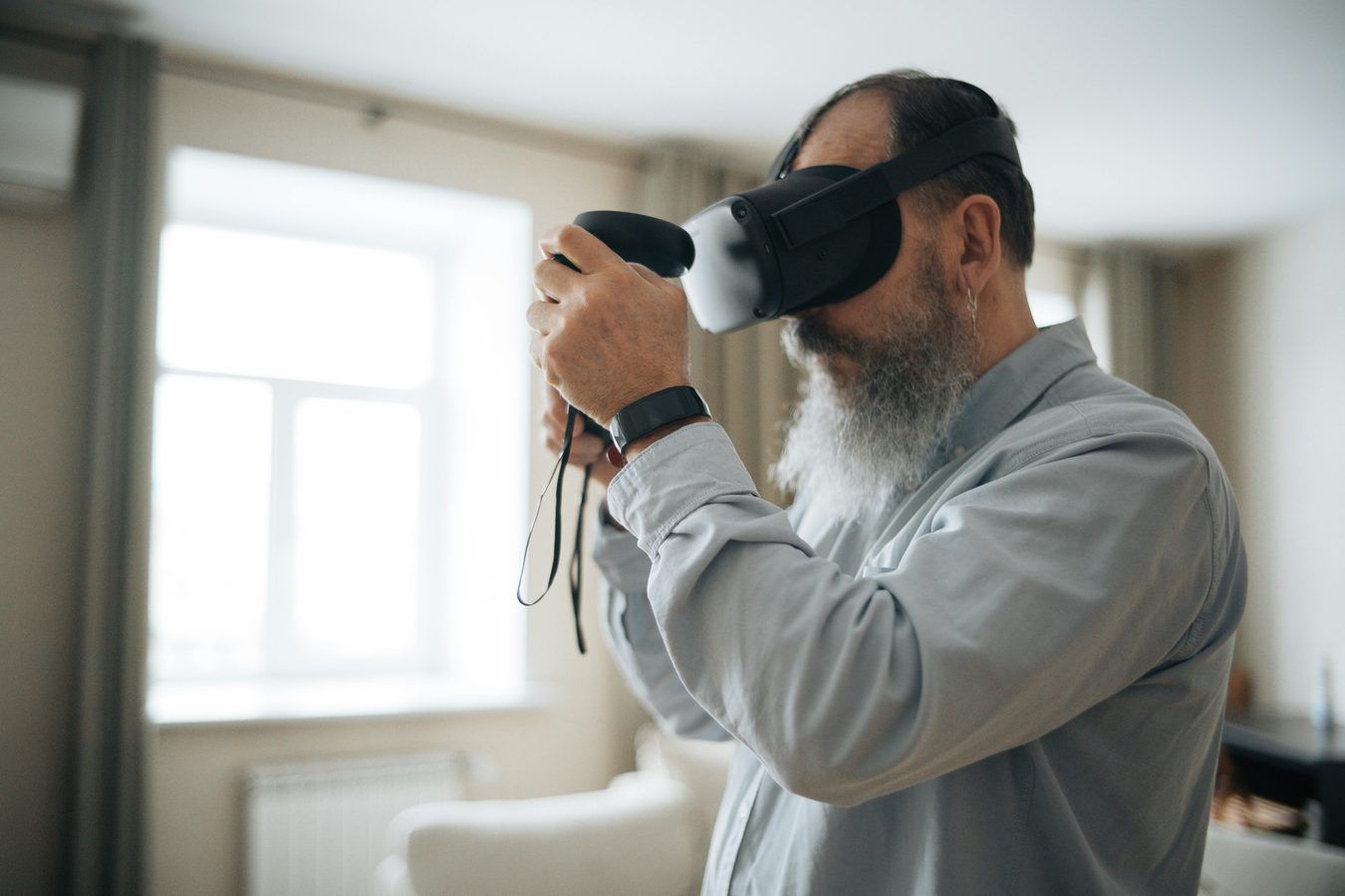 Japonijos mokslininkai rado būdą pastebėti Alzheimerį dar prieš pirmuosius simptomus — užtenka kelių minučių virtualioje realybėje