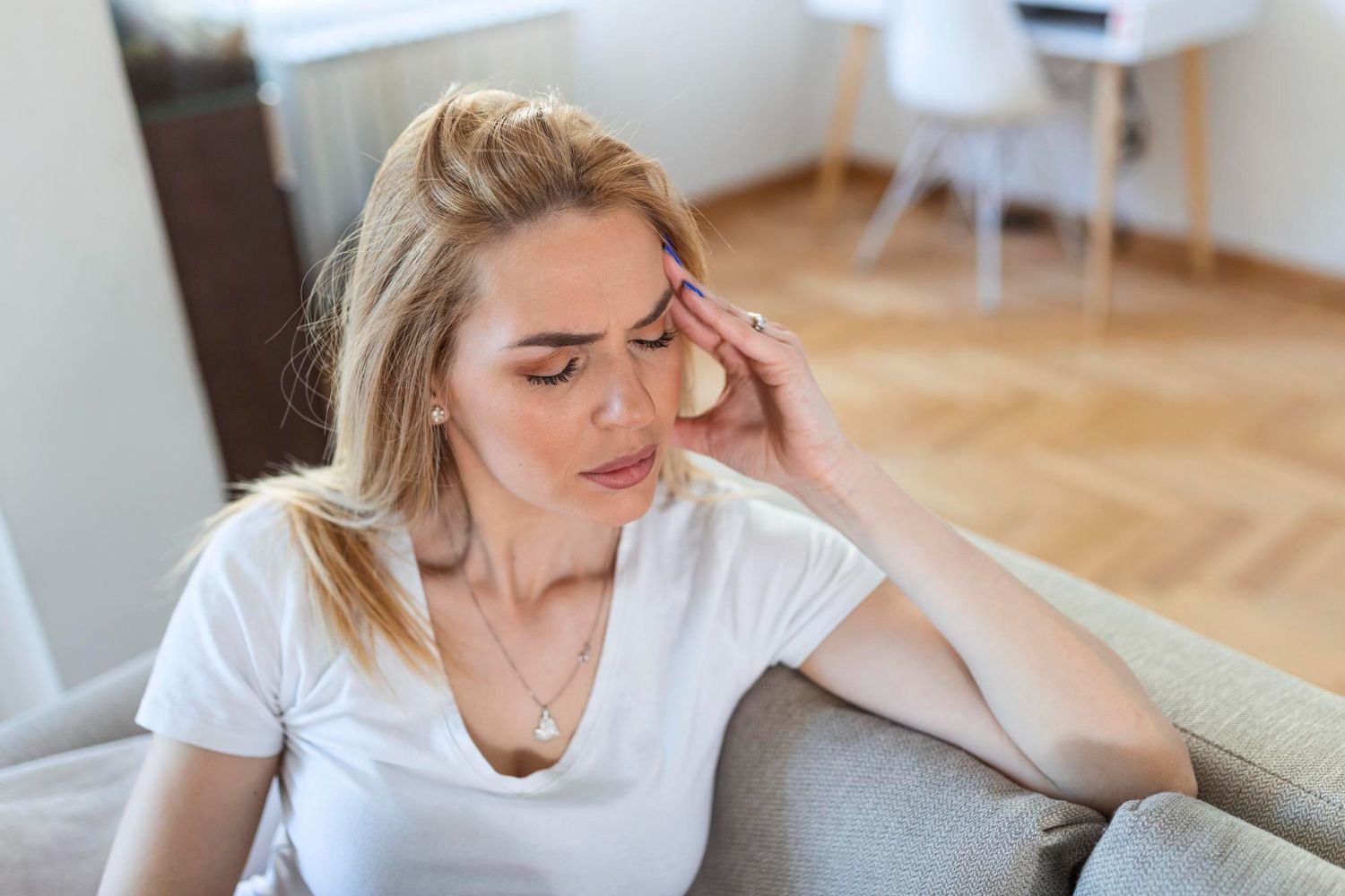 Mialginis encefalomielitas (ME) arba lėtinio nuovargio sindromas (CFS): simptomai, priežastys, gydymas, prevencija
