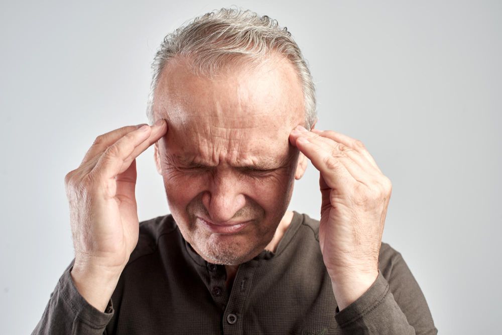 Alzheimerio liga: simptomai, priežastys, gydymas, prevencija