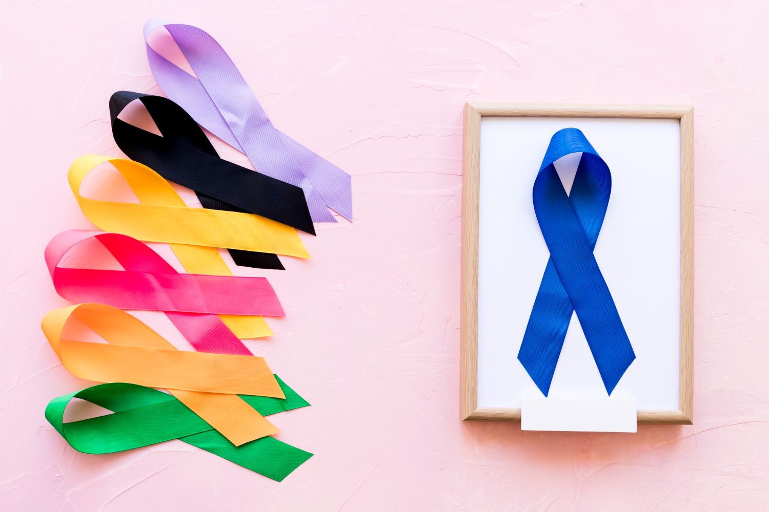 Reti navikai: Simptomai, priežastys, gydymas, prevencija