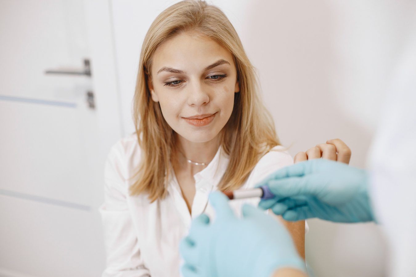 NHS siūlo namų ŽPV testus moterims po praleistos patikros