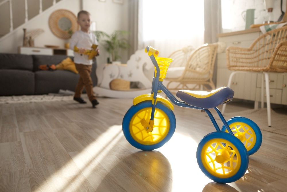 Triratukas vaikui – daugiau nei važiuoklė: kaip tai lavina kūną, protą ir pasitikėjimą