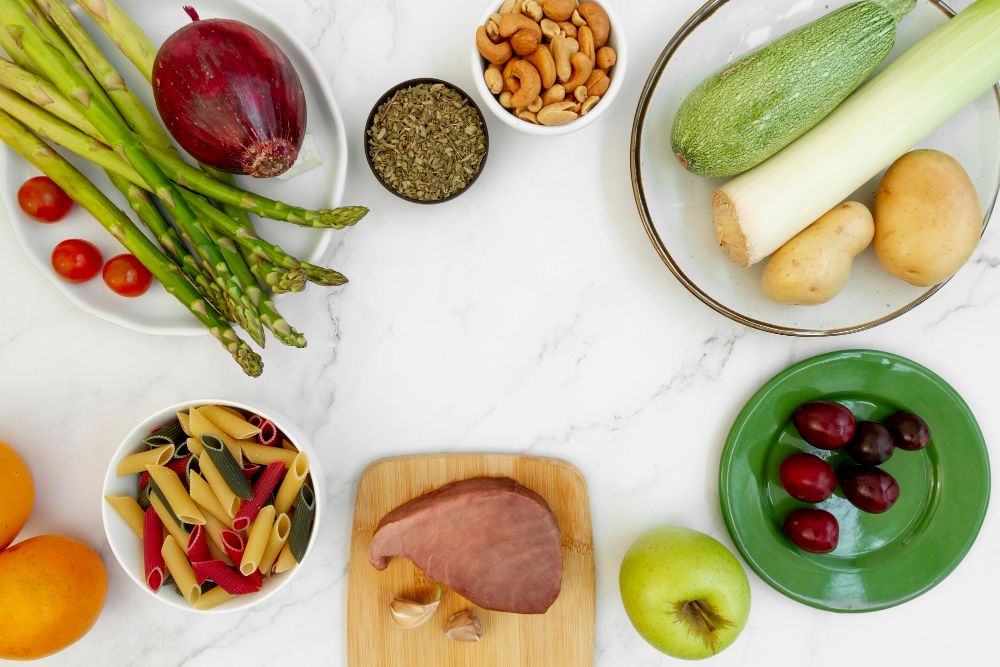 Paleo dieta: ką galima valgyti, ko vengti, ar tai sveika ir kaip pradėti