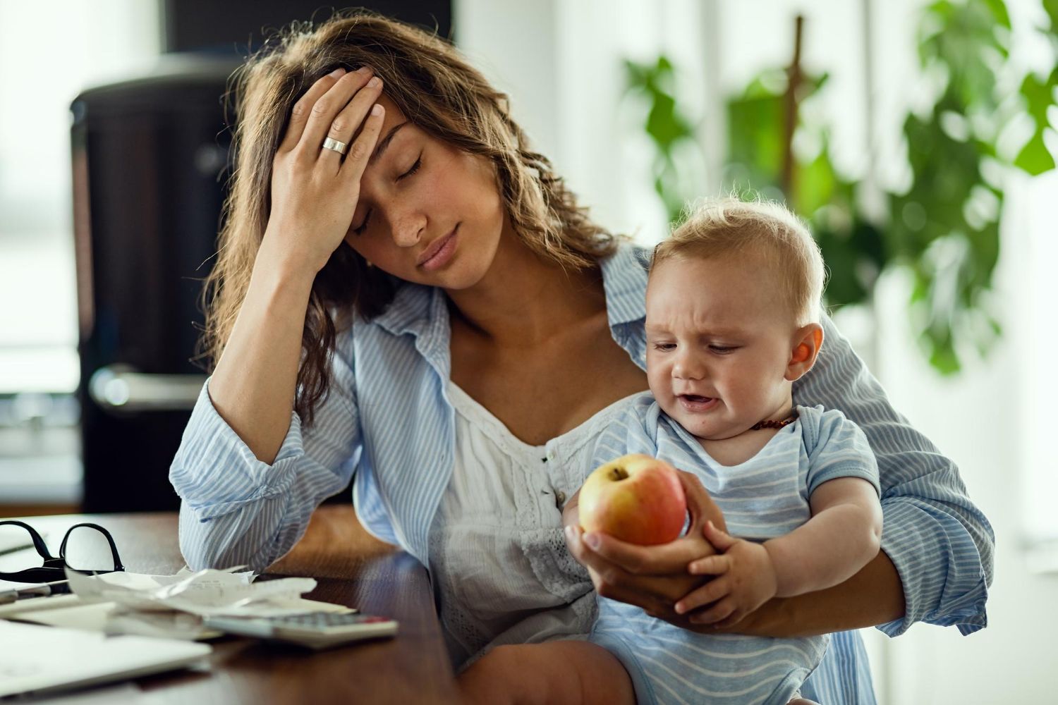 Pogimdyminė depresija: Simptomai, priežastys, gydymas, prevencija