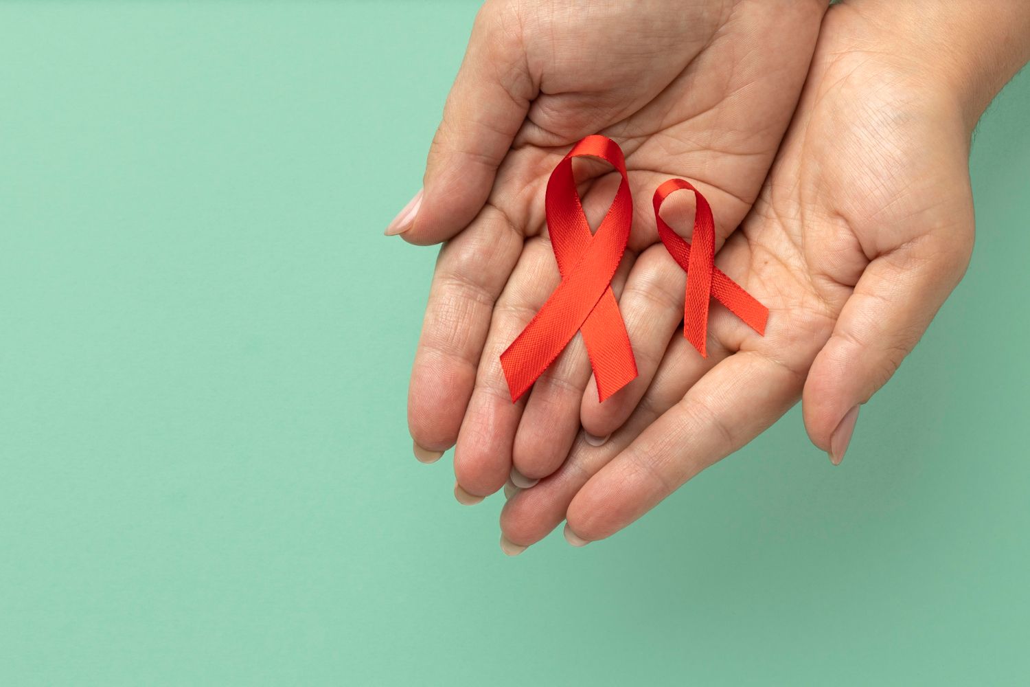 ŽIV: Simptomai, priežastys, gydymas, prevencija