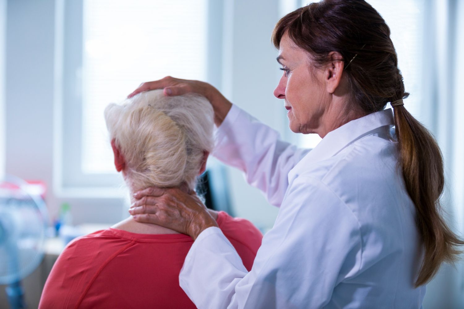 Osteosarkoma: Simptomai, priežastys, gydymas, prevencija