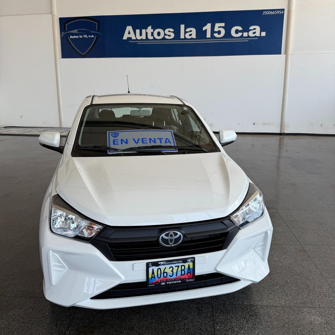 Toyota Agya 2025, vehículo disponible en Autos La 15