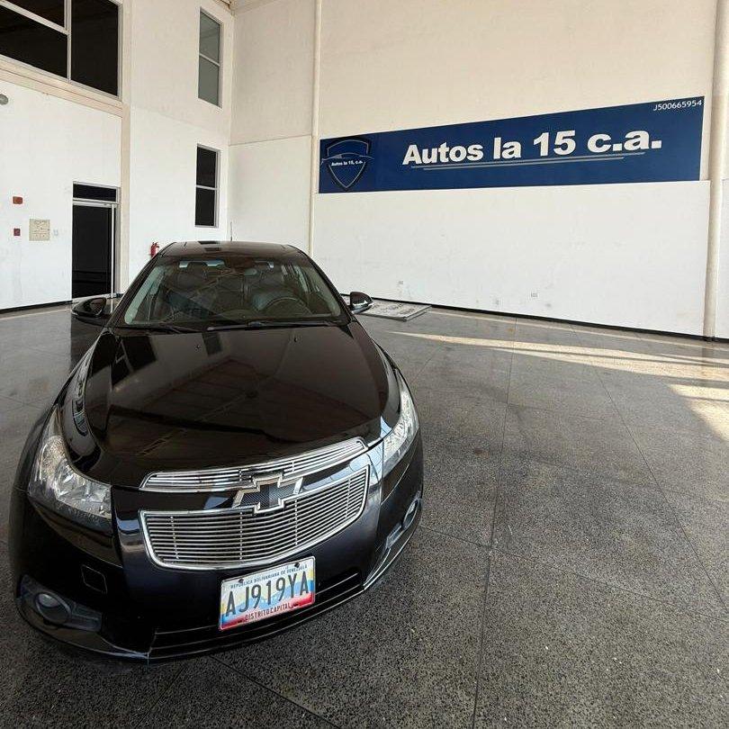Chevrolet Cruze 2014, vehículo disponible en Autos La 15