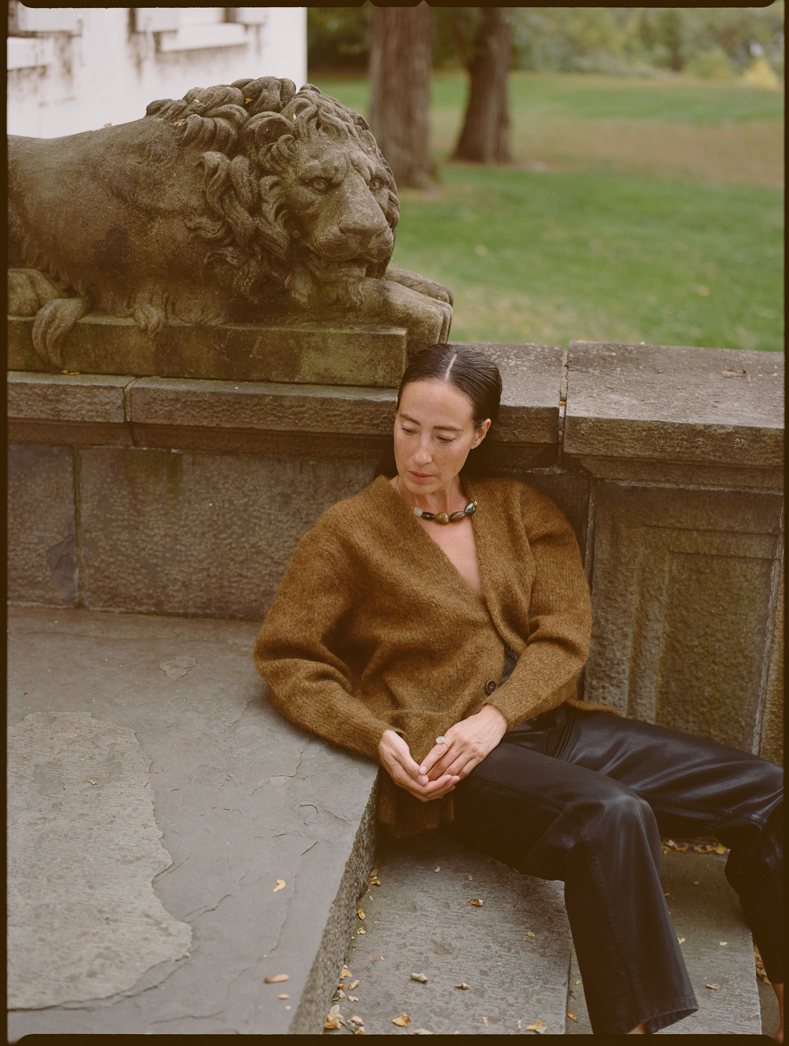 DAYLIGHT SAVINGS COLLAR