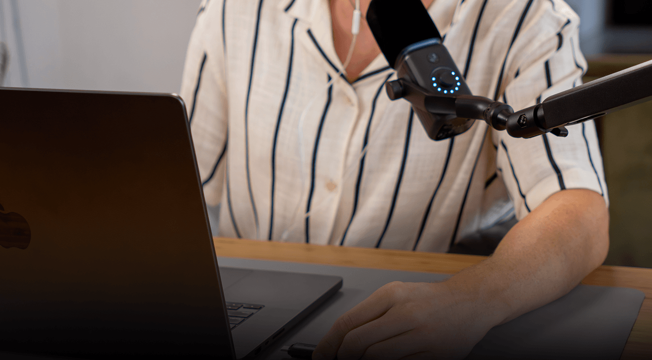 ONE MIC. WIRED OR WIRELESS.