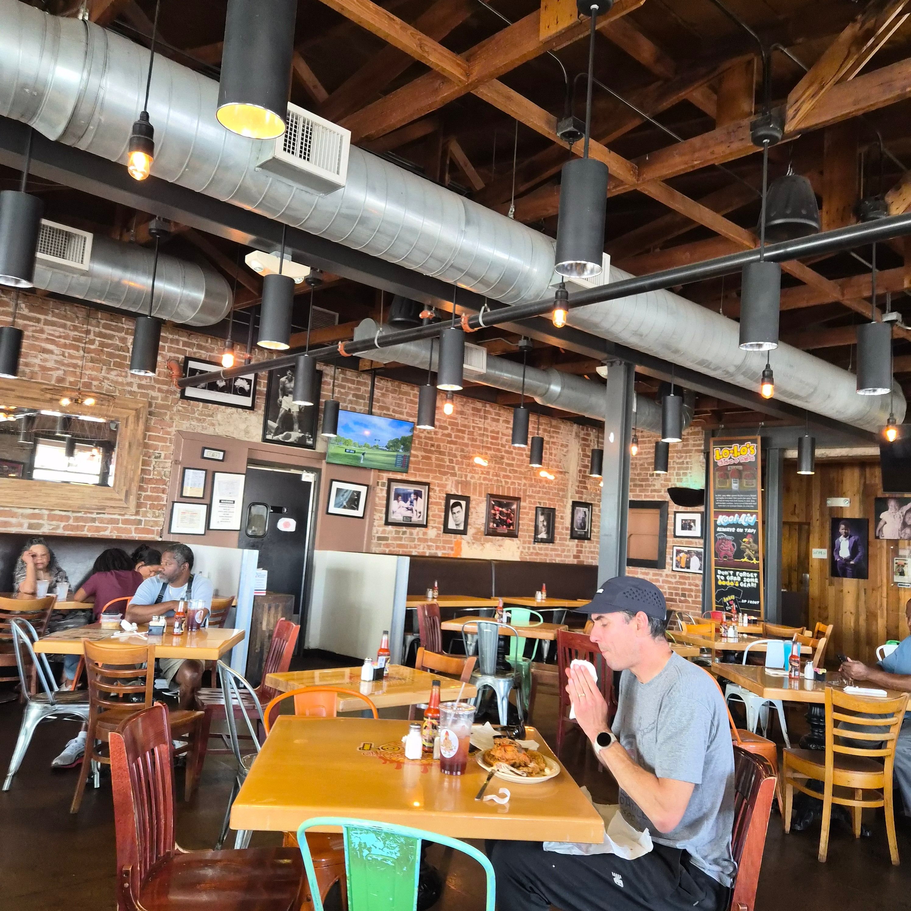 Lola’s Chicken and Waffles Has $1.50 Wings on Thursdays