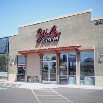 YiLo Superstore (Arcadia) - SKY HARBOR