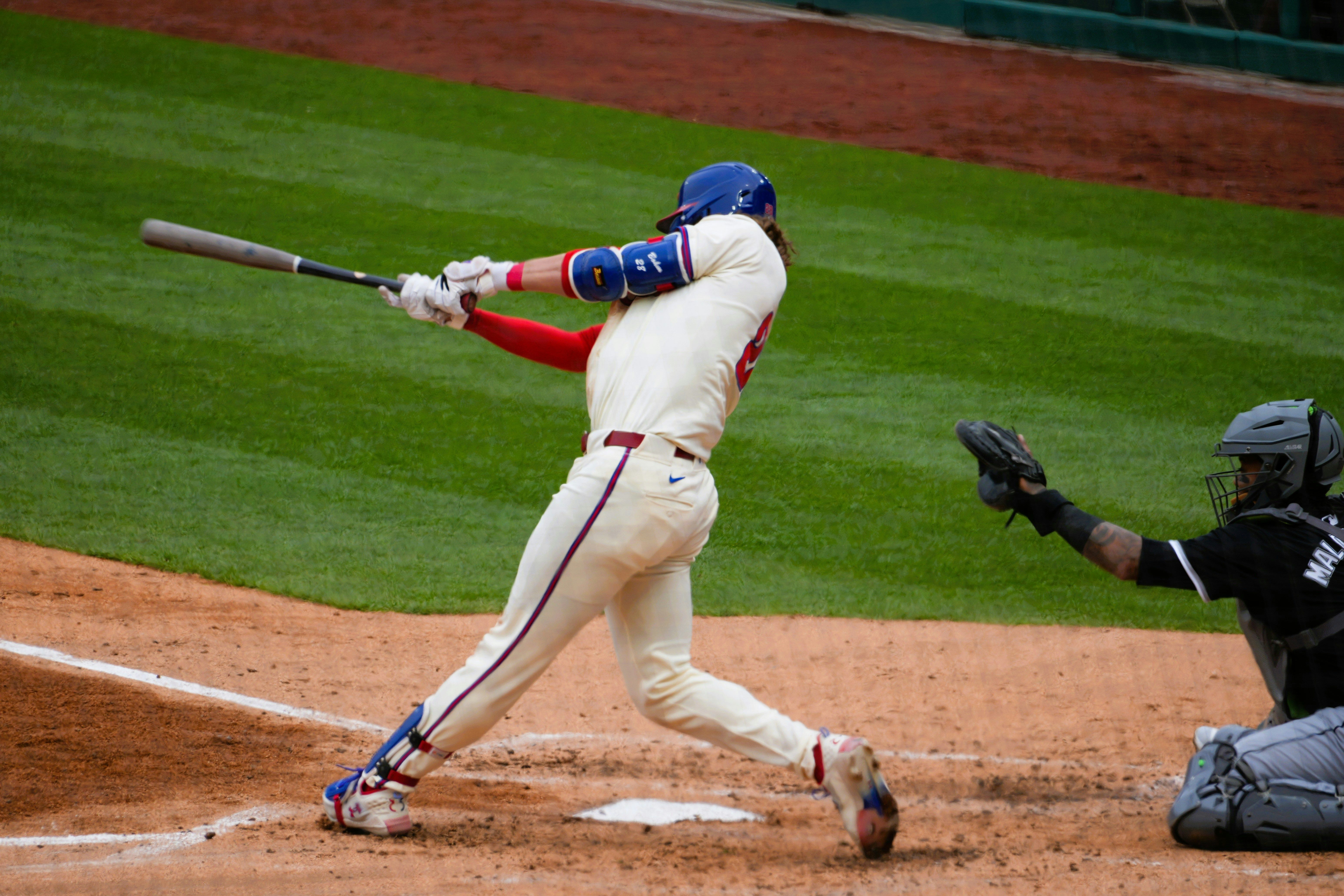 Texas Rangers edge Diamondbacks 6-5 in a tight one at Chase Field