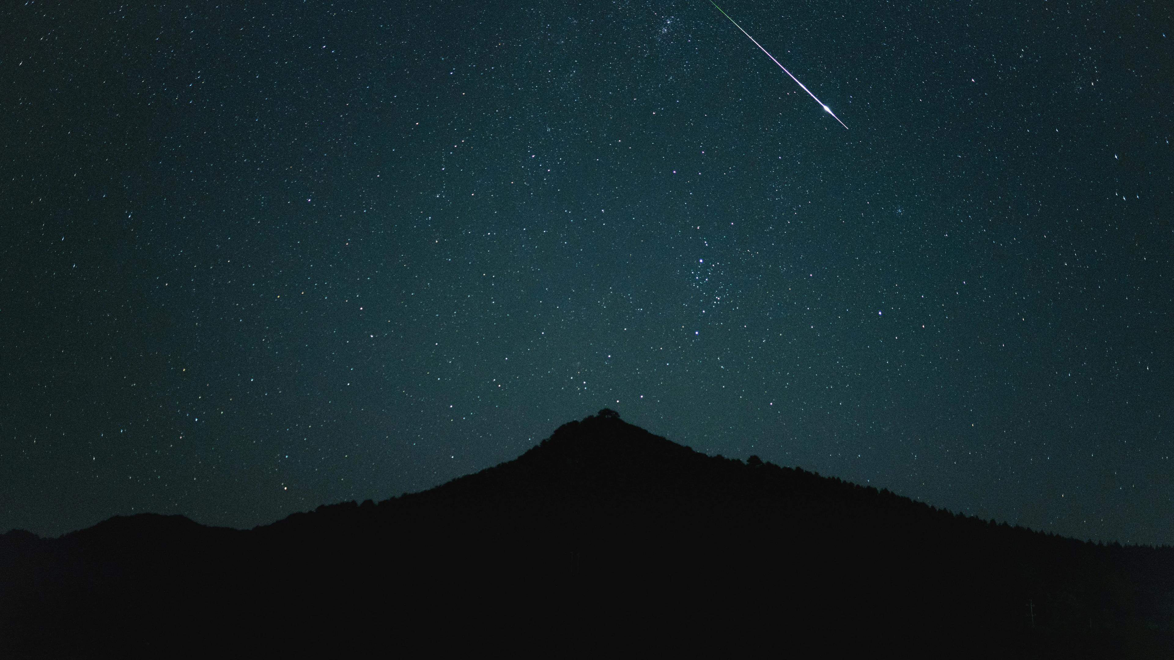 Summer’s biggest meteor shower peaks tonight. How to see it in Arizona