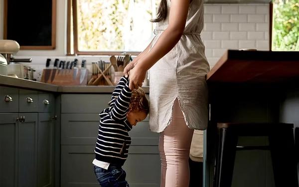 The Mom's Tool For Grace: Why "Humble Moms" Belongs on Your Shelf