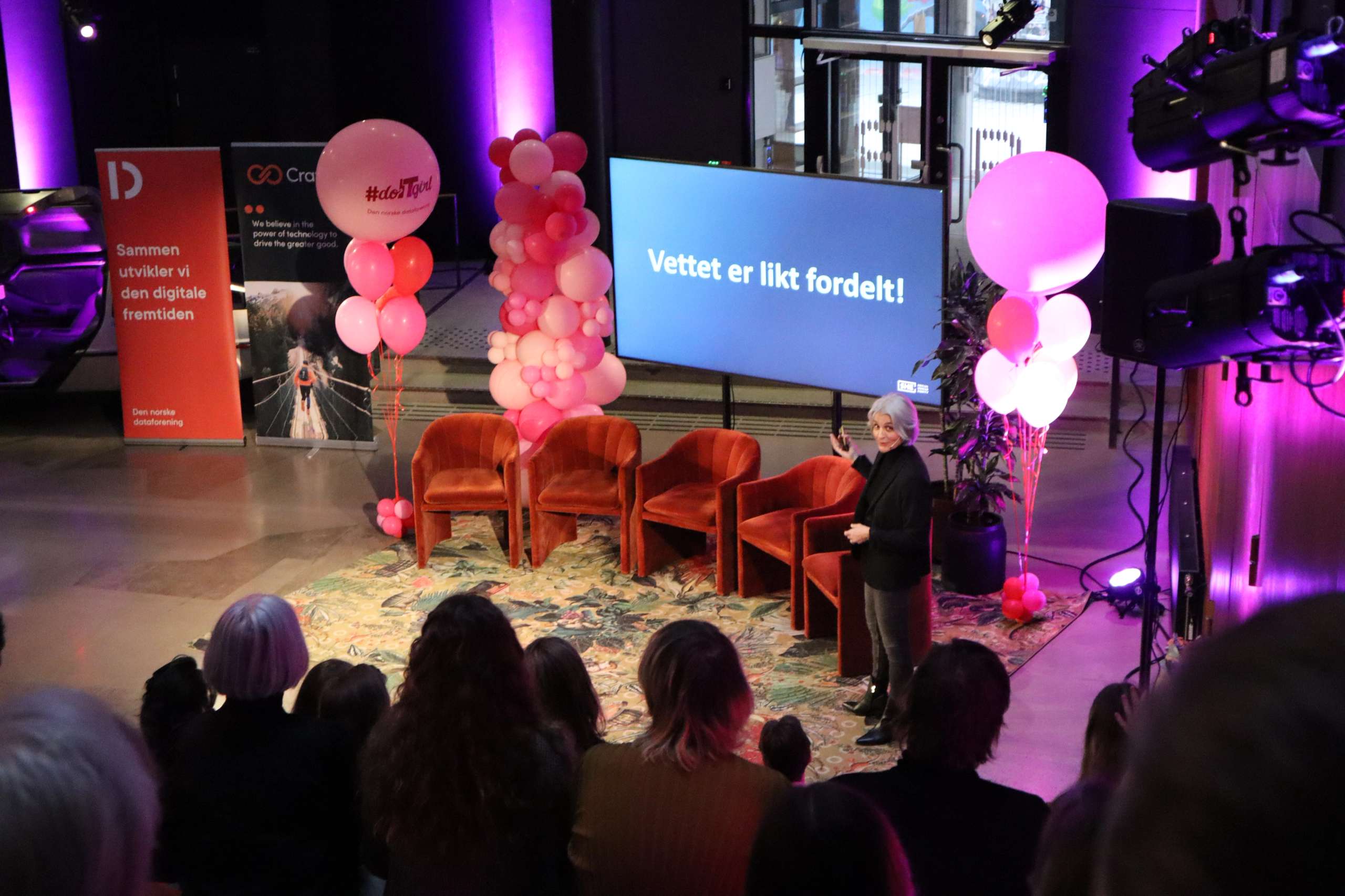  Astrid Rønning Skaugseth på Dataforeningens kvinnedagsmarkering 2025