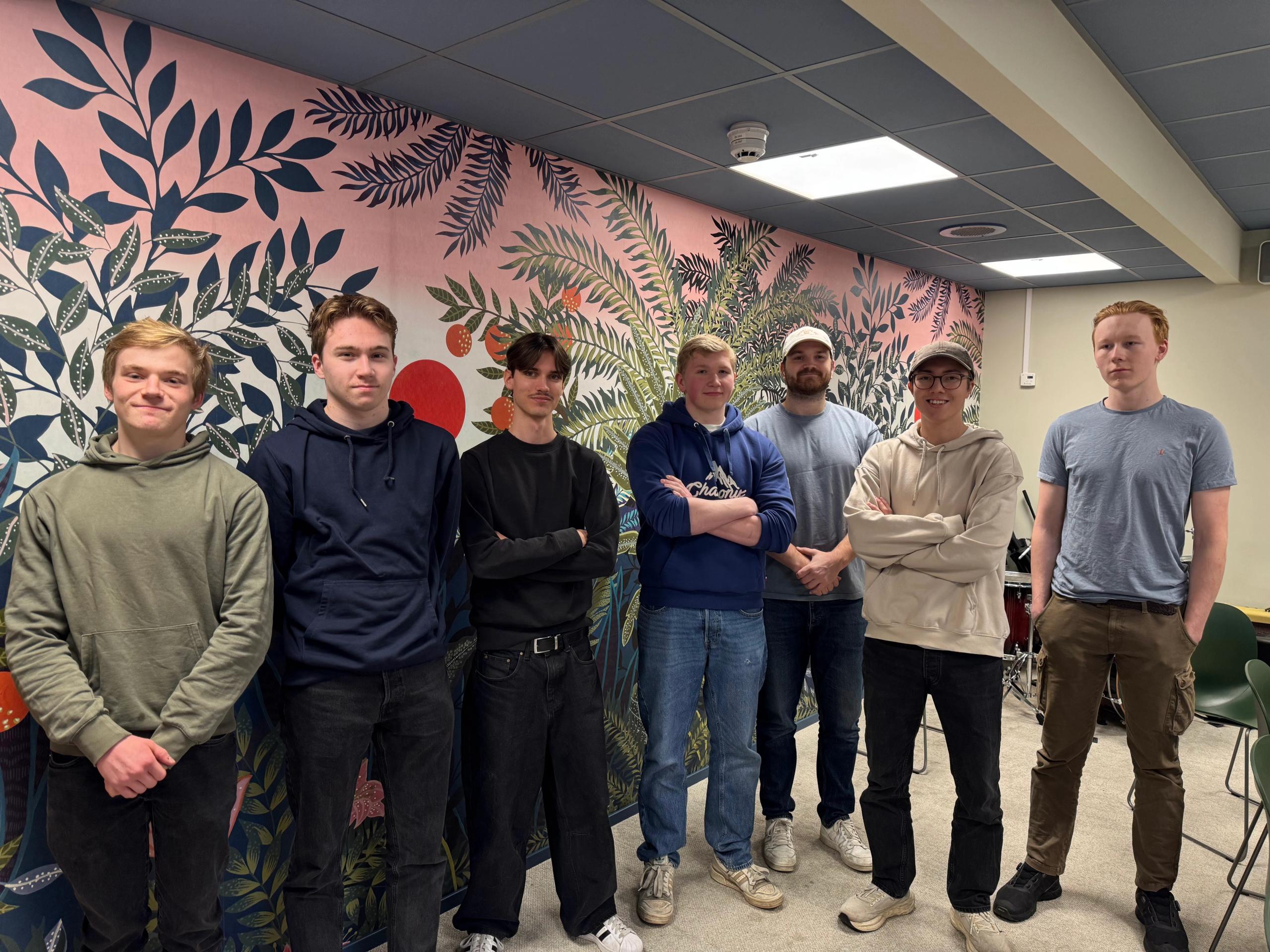 Nikolai Stanes, Konstiantyn Kharchenko, Simon Hjelseth, Morgan Sigland, Felix Falldalen,, Markus Skogvold, Martin Myhre