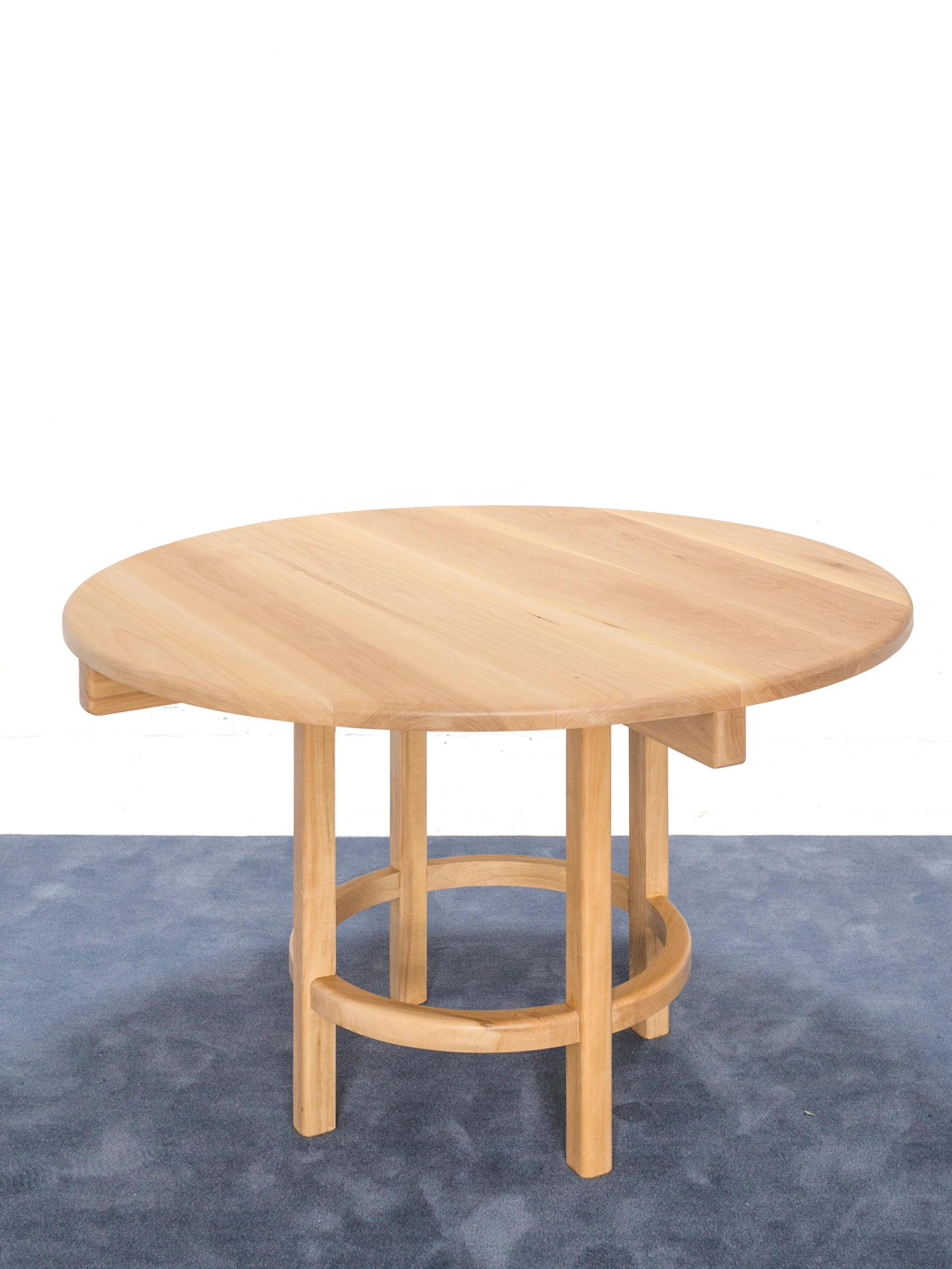 Orno Round Table